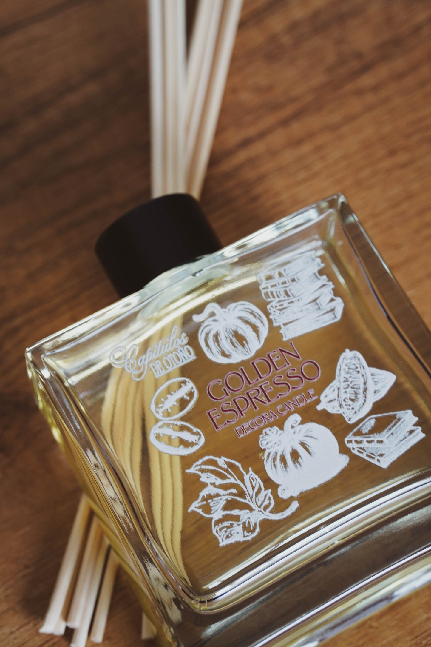 Golden Espresso – Vela Aromática & Difusor de Junco | Colección Capítulos de Otoño
